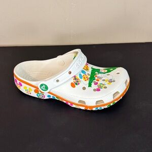 CROCS Disney Parks 50th Anniversary Vault Florida Balloons Size M4 W6